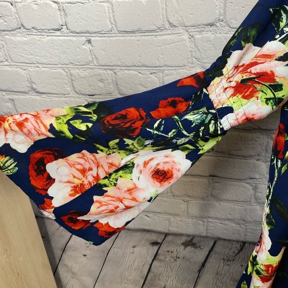 Umgee Boho Floral Peasant Dress size Medium - Picture 7 of 15